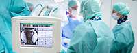 Eine Operation unter Durchleuchtung am Bundeswehrkrankenhaus Ulm.