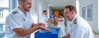 Darstellung der Händehygiene durch die Abteilung der Krankenhaushygiene am Bundeswehrkrankenhaus Hamburg Darstellung der Händehygiene durch die Abteilung der Krankenhaushygiene am Bundeswehrkrankenhaus Hamburg
