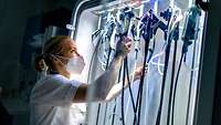 Gastroskope für eine Gastroskopie in der Klinik für Innere Medizin am BundeswehrZentralkrankenhaus Koblenz Gastroskope für eine Gastroskopie in der Klinik für Innere Medizin am BundeswehrZentralkrankenhaus Koblenz