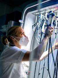 Gastroskope für eine Gastroskopie in der Klinik für Innere Medizin am BundeswehrZentralkrankenhaus Koblenz Gastroskope für eine Gastroskopie in der Klinik für Innere Medizin am BundeswehrZentralkrankenhaus Koblenz