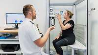 Lungenfunktionstest in der Klinik für Innere Medizin am Bundeswehrkrankenhaus Westerstede