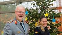 Weihnachtswünschebaum im BwKrhs Ulm