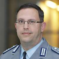 2. Stellvertretender Klinischer Direktor Psychotraumazentrum und Leiter der FU 6 Oberfeldarzt Manuel Koch